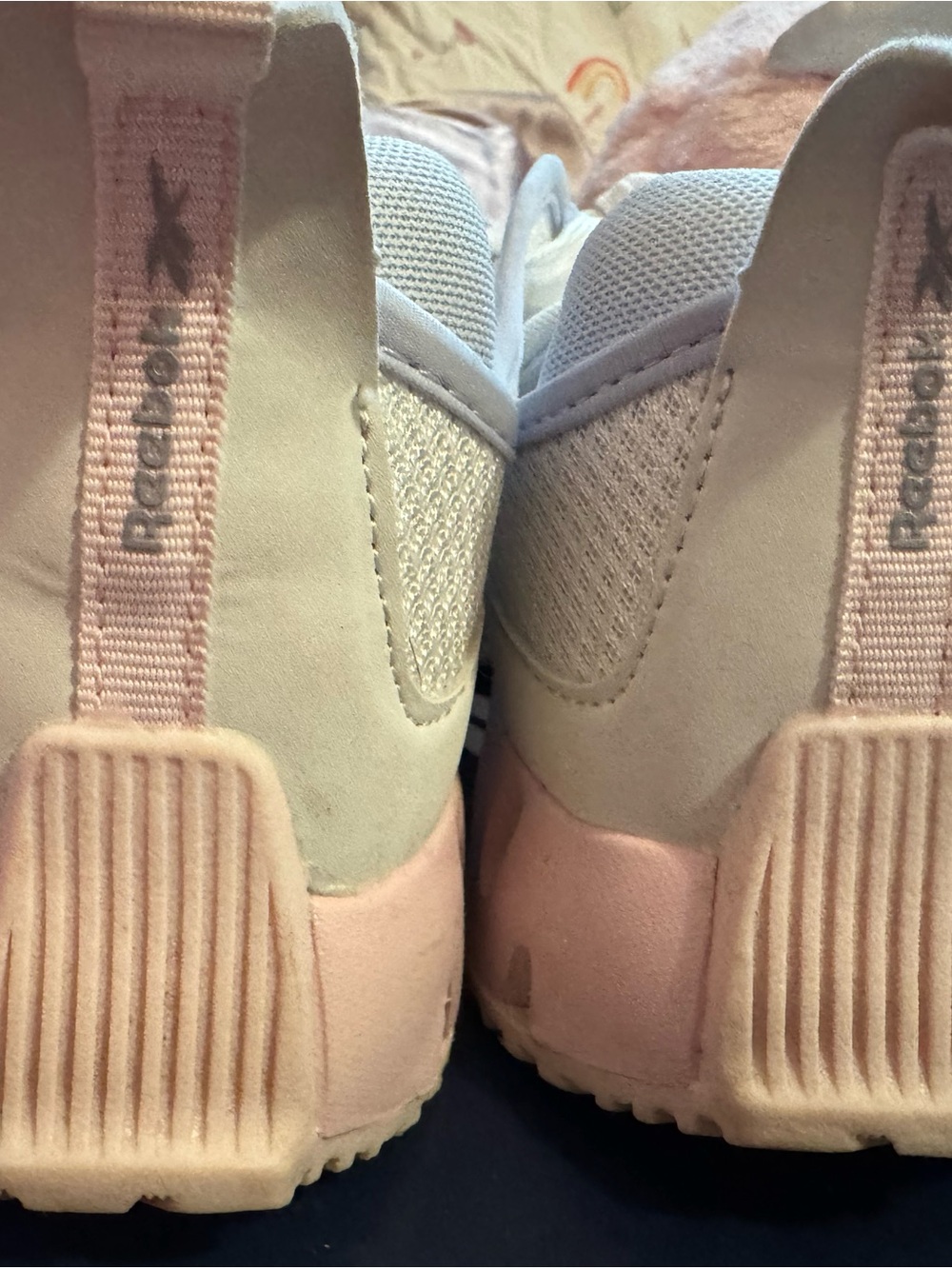 Reebok kids White Sneakers with Light Pink Accents - Picture 5 of 7